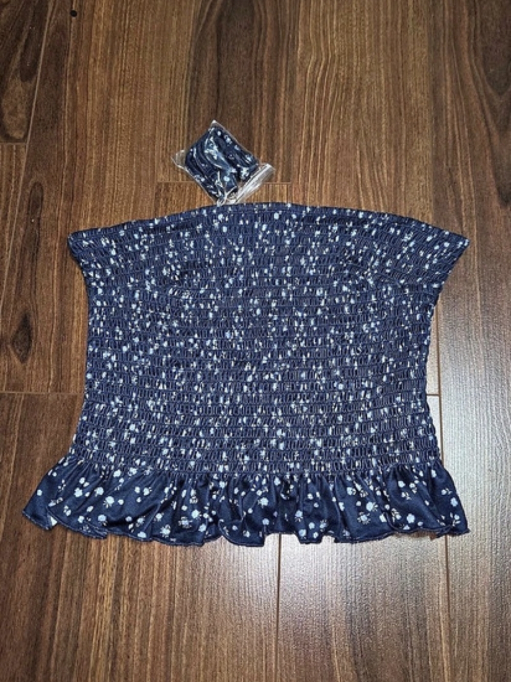 Bluenotes  Blue & White Smocked Peplum Top Size Medium Like New
